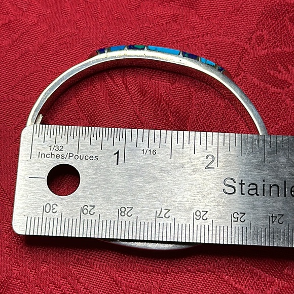 ❤️HOST PICK❤️ Vintage 925 Heavy Solid Sterling Silver Bangle - Picture 8 of 14